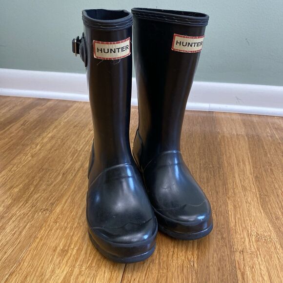 Hunter Boots Boys 13 Girls 1 Black Gloss Mid Calf Classic Muck Outdoor Unisex - Picture 1 of 13